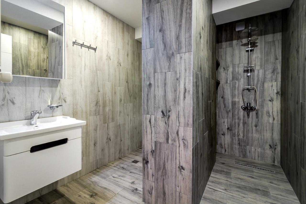 Modern Apartment In Old ティビリシ エクステリア 写真