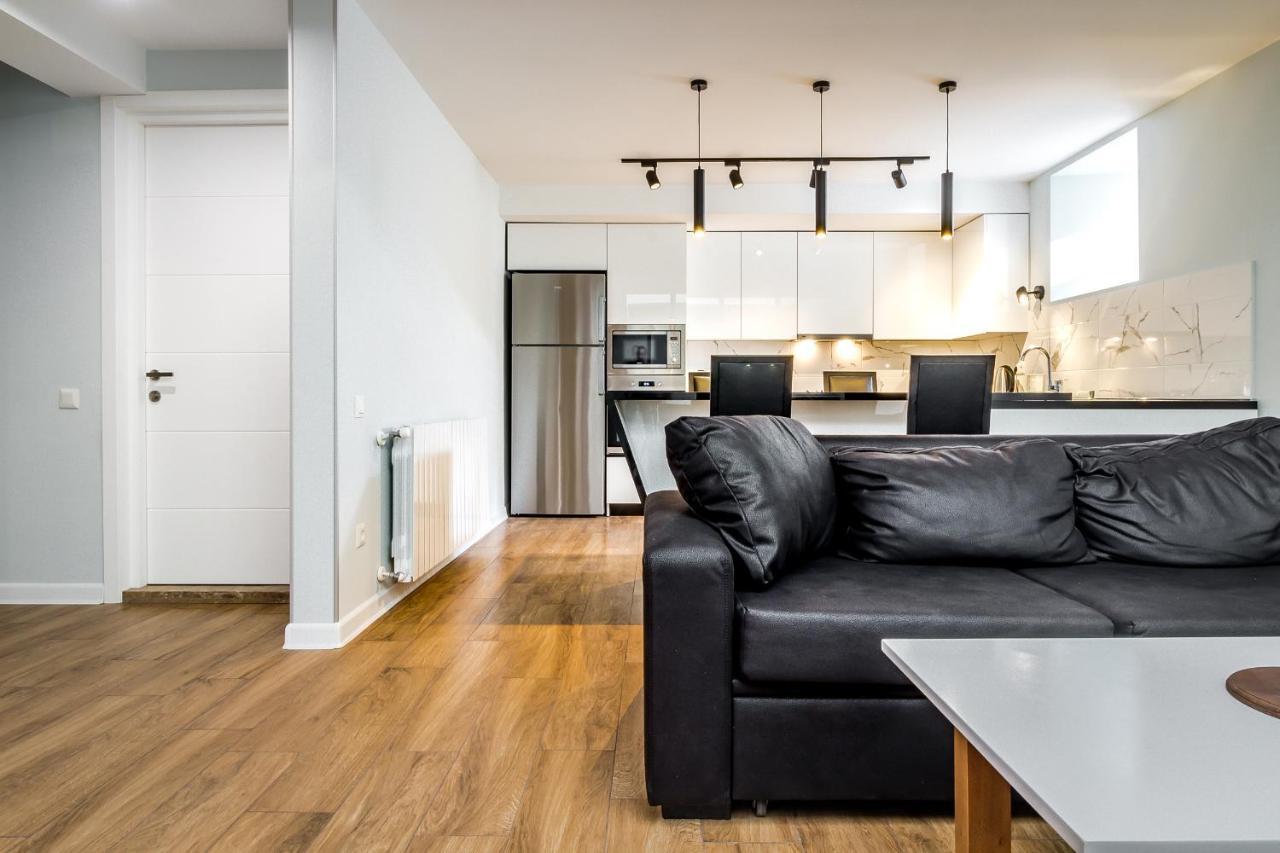 Modern Apartment In Old ティビリシ エクステリア 写真