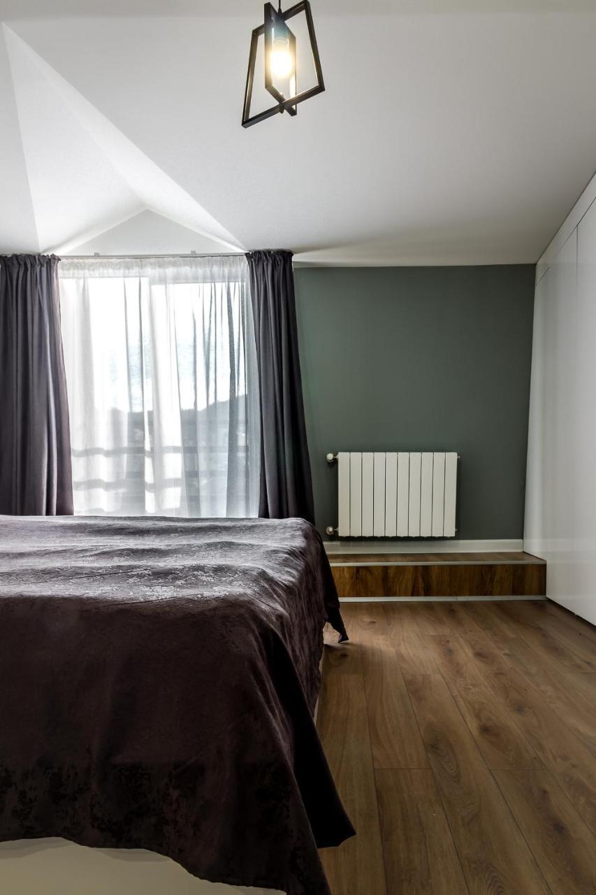 Modern Apartment In Old ティビリシ エクステリア 写真